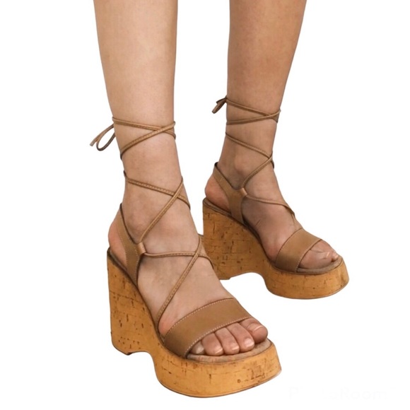 Candie's Shoes - Candie's Vintage Y2K Platform Wedge Lace Up Sandals Genuine Leather Tan - Size 6